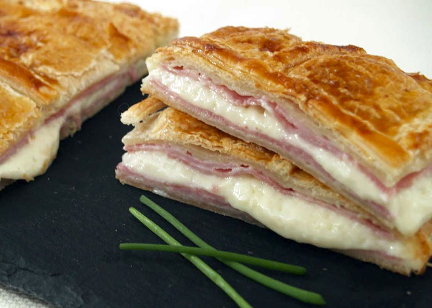 empanada eurobakeries de jamón y queso